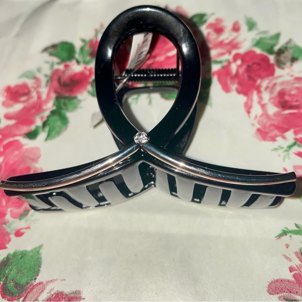 New Gorgeous Rare Hair Claw Clips, Strong Hold Hair Bun Clip Limited Edition